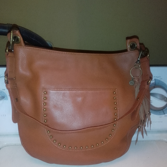 The Sak‎ Tan Hobo Bag with Classic Crescent Shape - Picture 6 of 9